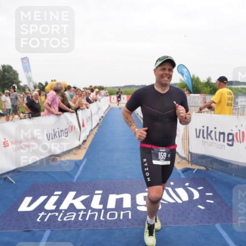 22.06.2025 - Viking Triathlon MichiJ http://msf.ph/oto/8131710 22.06.2025 15:40:45 Ziel 159, 437 meine-sportfotos.de