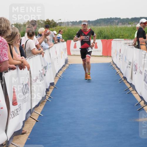 22.06.2025 - Viking Triathlon MichiJ http://msf.ph/oto/8131735 22.06.2025 15:41:19 Ziel 208 meine-sportfotos.de