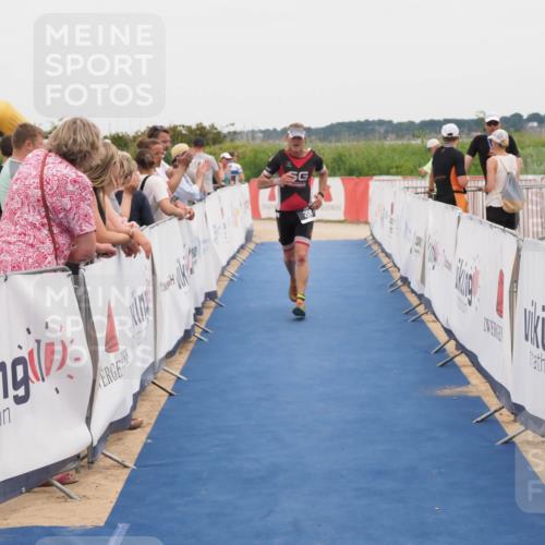 22.06.2025 - Viking Triathlon MichiJ http://msf.ph/oto/8131741 22.06.2025 15:41:20 Ziel 208 meine-sportfotos.de