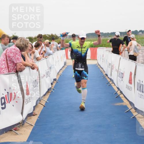 22.06.2025 - Viking Triathlon MichiJ http://msf.ph/oto/8131780 22.06.2025 15:41:30 Ziel 71, 505 meine-sportfotos.de