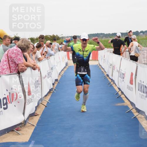 22.06.2025 - Viking Triathlon MichiJ http://msf.ph/oto/8131781 22.06.2025 15:41:30 Ziel 71, 505 meine-sportfotos.de