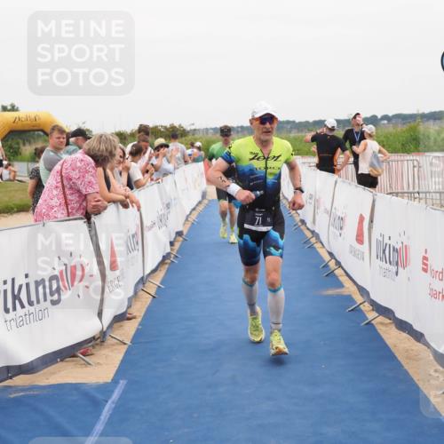 22.06.2025 - Viking Triathlon MichiJ http://msf.ph/oto/8131785 22.06.2025 15:41:31 Ziel 71, 505 meine-sportfotos.de