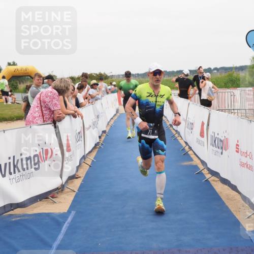 22.06.2025 - Viking Triathlon MichiJ http://msf.ph/oto/8131786 22.06.2025 15:41:31 Ziel 71, 505 meine-sportfotos.de