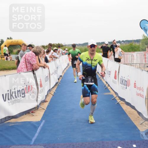 22.06.2025 - Viking Triathlon MichiJ http://msf.ph/oto/8131787 22.06.2025 15:41:31 Ziel 71, 505 meine-sportfotos.de
