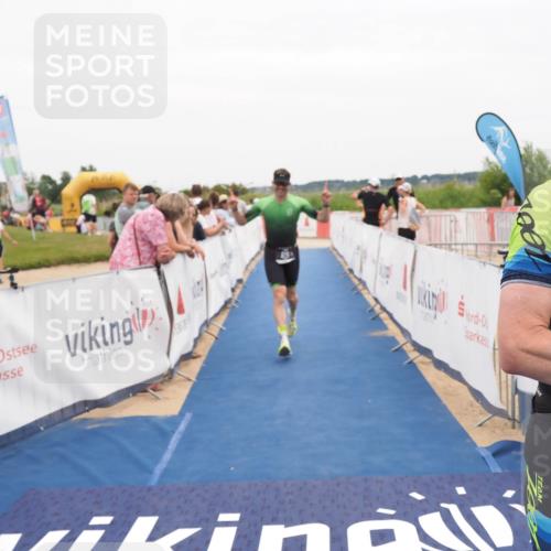 22.06.2025 - Viking Triathlon MichiJ http://msf.ph/oto/8131798 22.06.2025 15:41:33 Ziel 71, 505 meine-sportfotos.de