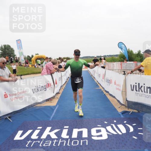 22.06.2025 - Viking Triathlon MichiJ http://msf.ph/oto/8131806 22.06.2025 15:41:34 Ziel 71, 505 meine-sportfotos.de