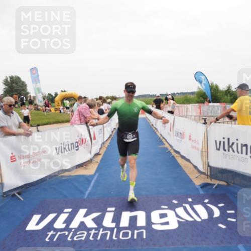 22.06.2025 - Viking Triathlon MichiJ http://msf.ph/oto/8131807 22.06.2025 15:41:34 Ziel 71, 505 meine-sportfotos.de