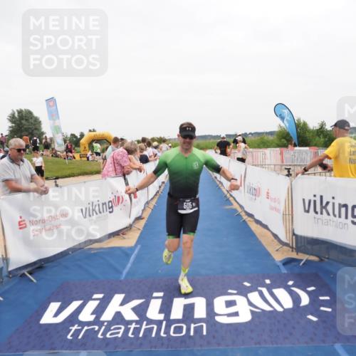 22.06.2025 - Viking Triathlon MichiJ http://msf.ph/oto/8131808 22.06.2025 15:41:34 Ziel 71, 505 meine-sportfotos.de