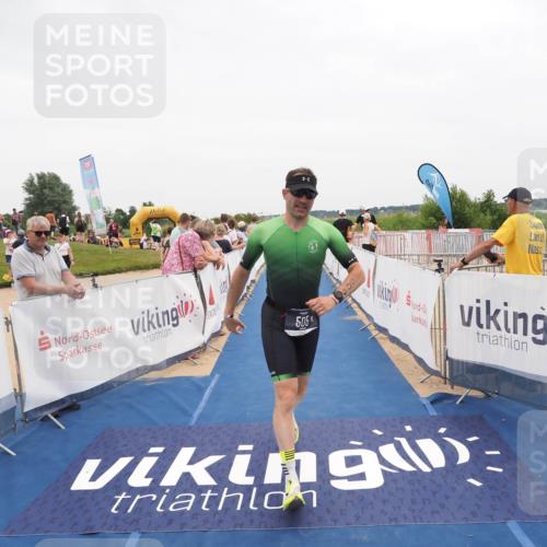 22.06.2025 - Viking Triathlon MichiJ http://msf.ph/oto/8131810 22.06.2025 15:41:34 Ziel 71, 505 meine-sportfotos.de