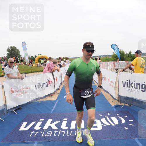22.06.2025 - Viking Triathlon MichiJ http://msf.ph/oto/8131812 22.06.2025 15:41:34 Ziel 71, 505 meine-sportfotos.de