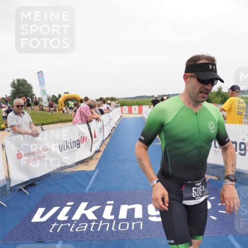 22.06.2025 - Viking Triathlon MichiJ http://msf.ph/oto/8131815 22.06.2025 15:41:35 Ziel 71, 505 meine-sportfotos.de