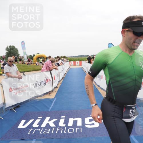 22.06.2025 - Viking Triathlon MichiJ http://msf.ph/oto/8131816 22.06.2025 15:41:35 Ziel 71, 505 meine-sportfotos.de