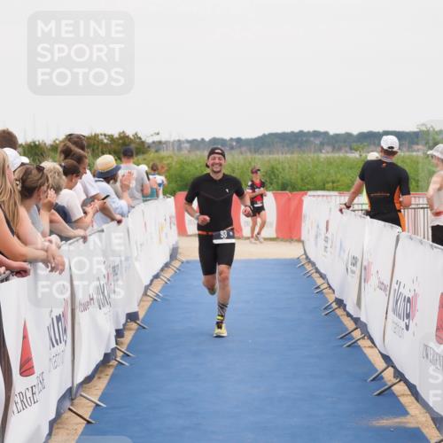 22.06.2025 - Viking Triathlon MichiJ http://msf.ph/oto/8131825 22.06.2025 15:41:44 Ziel 93 meine-sportfotos.de
