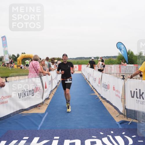 22.06.2025 - Viking Triathlon MichiJ http://msf.ph/oto/8131843 22.06.2025 15:41:47 Ziel 93 meine-sportfotos.de
