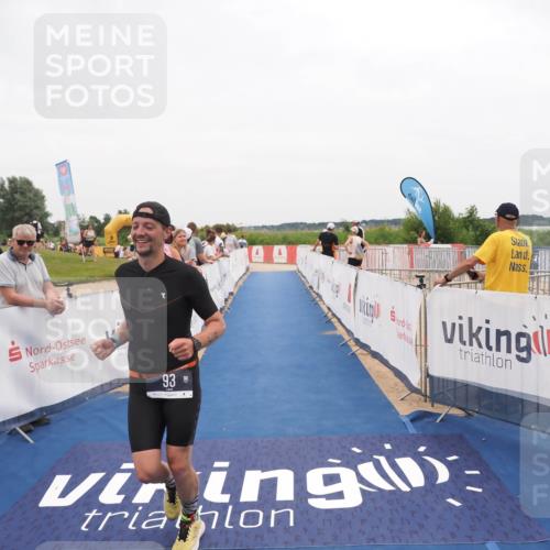 22.06.2025 - Viking Triathlon MichiJ http://msf.ph/oto/8131852 22.06.2025 15:41:48 Ziel 93 meine-sportfotos.de