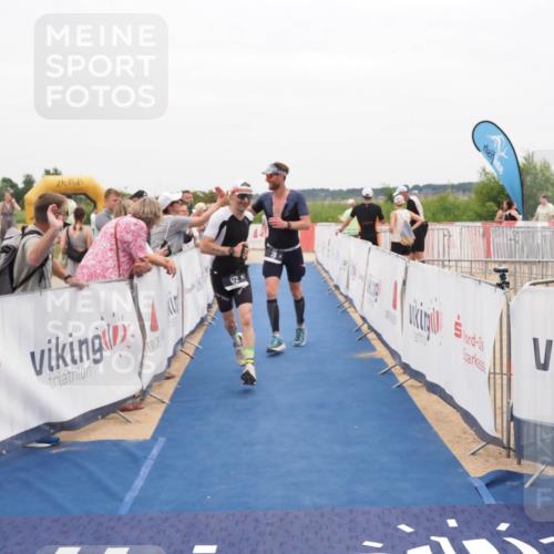 22.06.2025 - Viking Triathlon MichiJ http://msf.ph/oto/8131890 22.06.2025 15:42:16 Ziel 78, 172, 182 meine-sportfotos.de