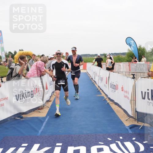 22.06.2025 - Viking Triathlon MichiJ http://msf.ph/oto/8131893 22.06.2025 15:42:17 Ziel 64, 78, 172, 182 meine-sportfotos.de