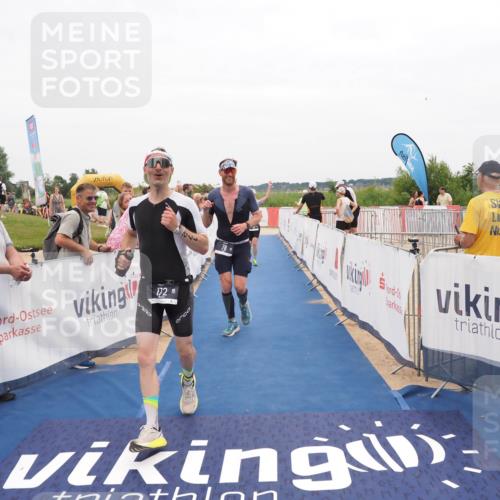 22.06.2025 - Viking Triathlon MichiJ http://msf.ph/oto/8131898 22.06.2025 15:42:17 Ziel 64, 78, 172, 182 meine-sportfotos.de