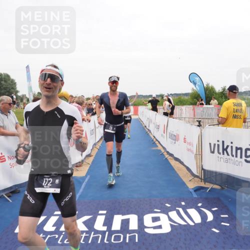 22.06.2025 - Viking Triathlon MichiJ http://msf.ph/oto/8131903 22.06.2025 15:42:18 Ziel 64, 78, 172, 182 meine-sportfotos.de