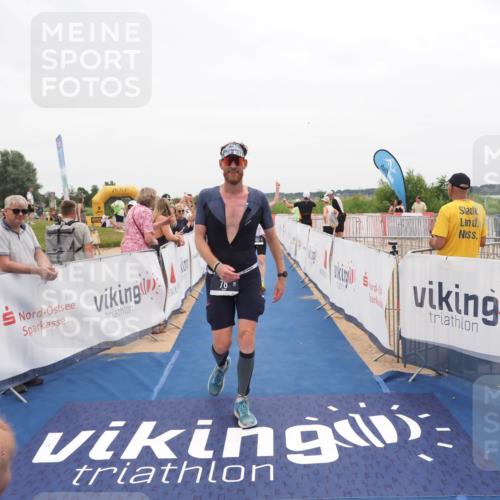 22.06.2025 - Viking Triathlon MichiJ http://msf.ph/oto/8131908 22.06.2025 15:42:18 Ziel 64, 78, 172, 182 meine-sportfotos.de