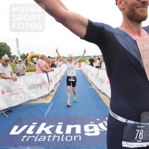 22.06.2025 - Viking Triathlon MichiJ http://msf.ph/oto/8131911 22.06.2025 15:42:20 Ziel 64, 78, 172, 182 meine-sportfotos.de