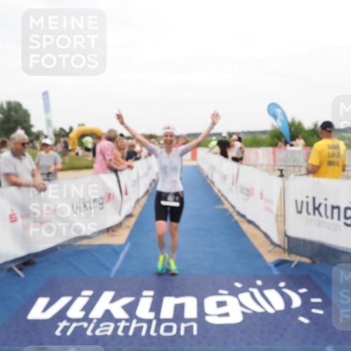 22.06.2025 - Viking Triathlon MichiJ http://msf.ph/oto/8131916 22.06.2025 15:42:21 Ziel 64, 78, 172, 182 meine-sportfotos.de