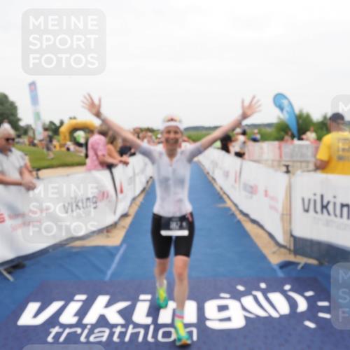 22.06.2025 - Viking Triathlon MichiJ http://msf.ph/oto/8131922 22.06.2025 15:42:22 Ziel 64, 78, 182 meine-sportfotos.de