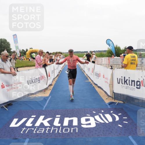 22.06.2025 - Viking Triathlon MichiJ http://msf.ph/oto/8131940 22.06.2025 15:42:24 Ziel 64, 182 meine-sportfotos.de