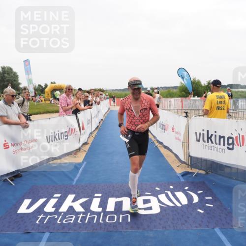 22.06.2025 - Viking Triathlon MichiJ http://msf.ph/oto/8131946 22.06.2025 15:42:25 Ziel 64, 182, 221 meine-sportfotos.de