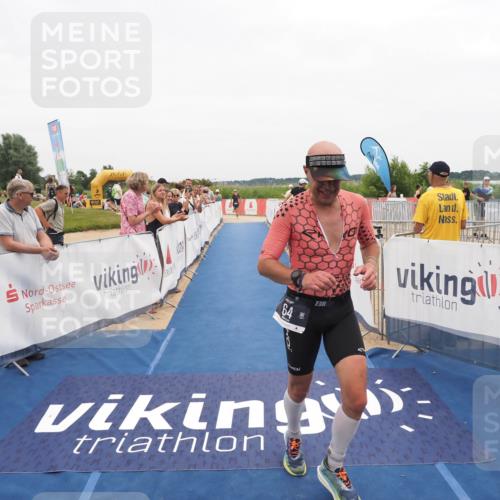 22.06.2025 - Viking Triathlon MichiJ http://msf.ph/oto/8131949 22.06.2025 15:42:25 Ziel 64, 182, 221 meine-sportfotos.de