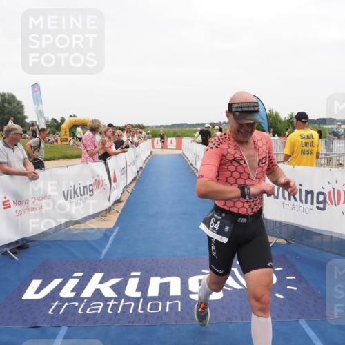 22.06.2025 - Viking Triathlon MichiJ http://msf.ph/oto/8131950 22.06.2025 15:42:25 Ziel 64, 182, 221 meine-sportfotos.de