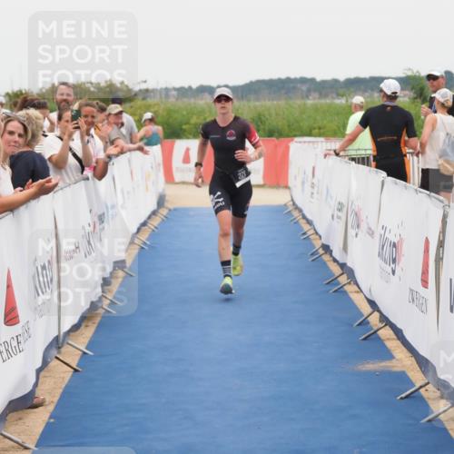 22.06.2025 - Viking Triathlon MichiJ http://msf.ph/oto/8131960 22.06.2025 15:42:30 Ziel 221 meine-sportfotos.de