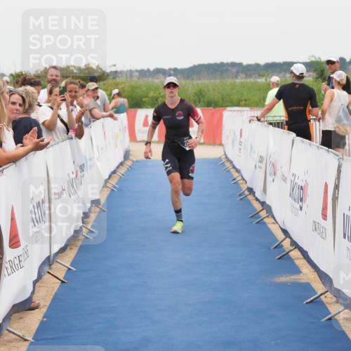 22.06.2025 - Viking Triathlon MichiJ http://msf.ph/oto/8131961 22.06.2025 15:42:30 Ziel 221 meine-sportfotos.de