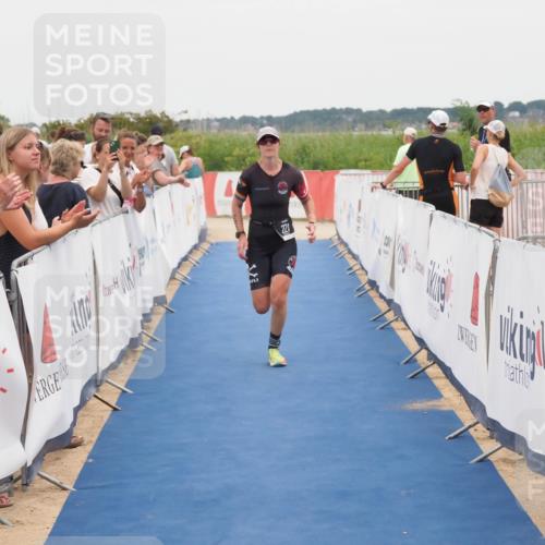 22.06.2025 - Viking Triathlon MichiJ http://msf.ph/oto/8131964 22.06.2025 15:42:30 Ziel 221 meine-sportfotos.de