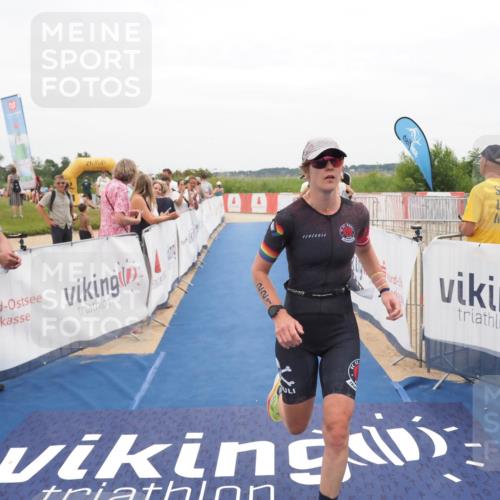 22.06.2025 - Viking Triathlon MichiJ http://msf.ph/oto/8131981 22.06.2025 15:42:32 Ziel 221 meine-sportfotos.de