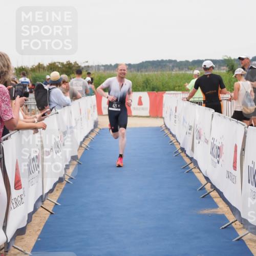 22.06.2025 - Viking Triathlon MichiJ http://msf.ph/oto/8131988 22.06.2025 15:42:47 Ziel 421 meine-sportfotos.de