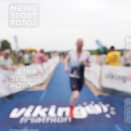 22.06.2025 - Viking Triathlon MichiJ http://msf.ph/oto/8132008 22.06.2025 15:42:49 Ziel 421 meine-sportfotos.de