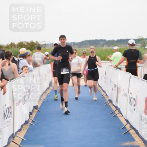 22.06.2025 - Viking Triathlon MichiJ http://msf.ph/oto/8132012 22.06.2025 15:42:54 Ziel 304, 344, 389 meine-sportfotos.de