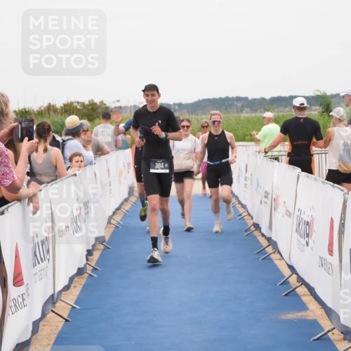 22.06.2025 - Viking Triathlon MichiJ http://msf.ph/oto/8132015 22.06.2025 15:42:54 Ziel 304, 344, 389 meine-sportfotos.de