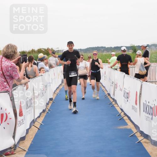 22.06.2025 - Viking Triathlon MichiJ http://msf.ph/oto/8132018 22.06.2025 15:42:54 Ziel 304, 344, 389 meine-sportfotos.de