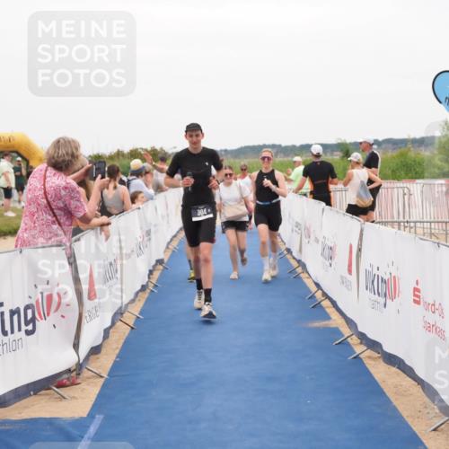 22.06.2025 - Viking Triathlon MichiJ http://msf.ph/oto/8132024 22.06.2025 15:42:55 Ziel 304, 344, 389, 615 meine-sportfotos.de