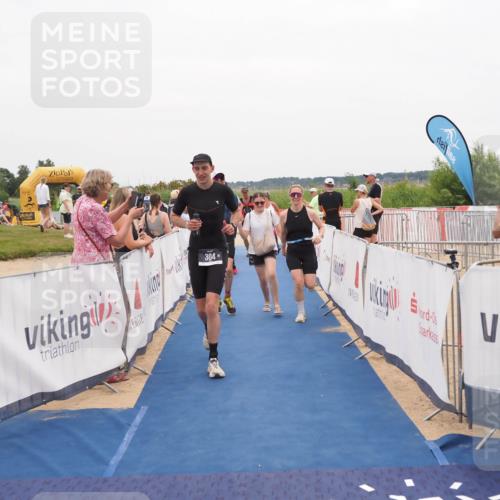 22.06.2025 - Viking Triathlon MichiJ http://msf.ph/oto/8132031 22.06.2025 15:42:56 Ziel 304, 344, 389, 615 meine-sportfotos.de