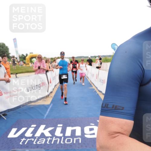 22.06.2025 - Viking Triathlon MichiJ http://msf.ph/oto/8132062 22.06.2025 15:43:00 Ziel 304, 344, 389, 615 meine-sportfotos.de