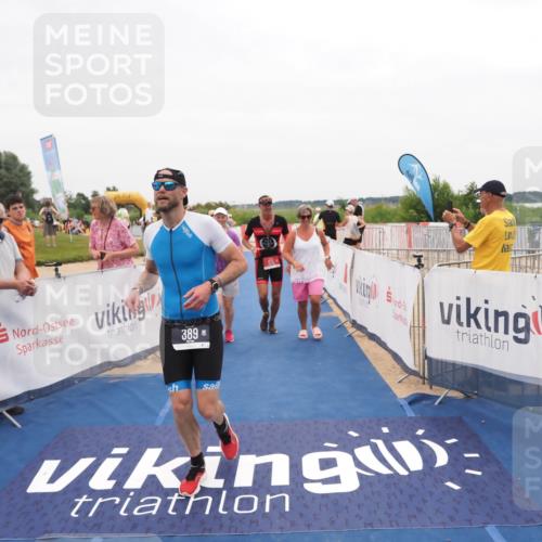 22.06.2025 - Viking Triathlon MichiJ http://msf.ph/oto/8132072 22.06.2025 15:43:01 Ziel 304, 344, 389, 615 meine-sportfotos.de