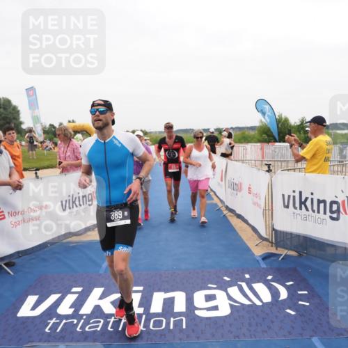 22.06.2025 - Viking Triathlon MichiJ http://msf.ph/oto/8132073 22.06.2025 15:43:01 Ziel 304, 344, 389, 615 meine-sportfotos.de