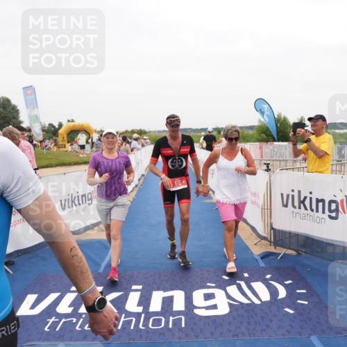 22.06.2025 - Viking Triathlon MichiJ http://msf.ph/oto/8132082 22.06.2025 15:43:02 Ziel 344, 389, 615 meine-sportfotos.de