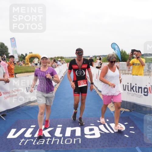 22.06.2025 - Viking Triathlon MichiJ http://msf.ph/oto/8132085 22.06.2025 15:43:03 Ziel 389, 615 meine-sportfotos.de