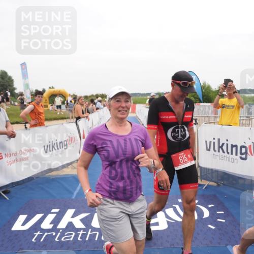 22.06.2025 - Viking Triathlon MichiJ http://msf.ph/oto/8132093 22.06.2025 15:43:04 Ziel 389, 615 meine-sportfotos.de
