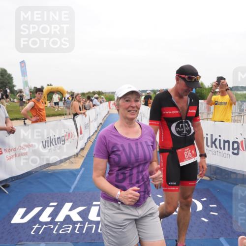22.06.2025 - Viking Triathlon MichiJ http://msf.ph/oto/8132094 22.06.2025 15:43:04 Ziel 389, 615 meine-sportfotos.de