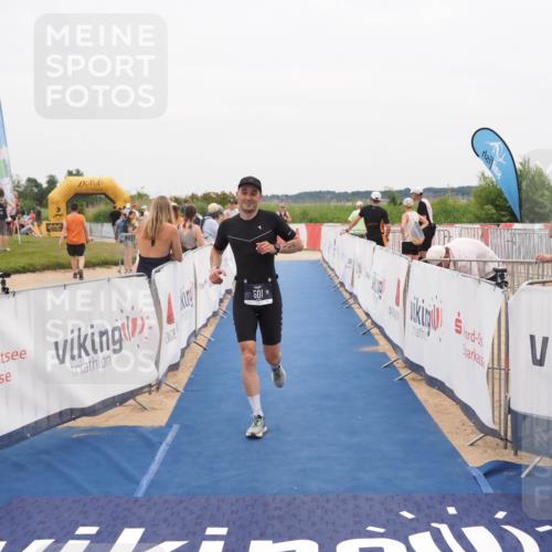22.06.2025 - Viking Triathlon MichiJ http://msf.ph/oto/8132123 22.06.2025 15:43:18 Ziel 501 meine-sportfotos.de